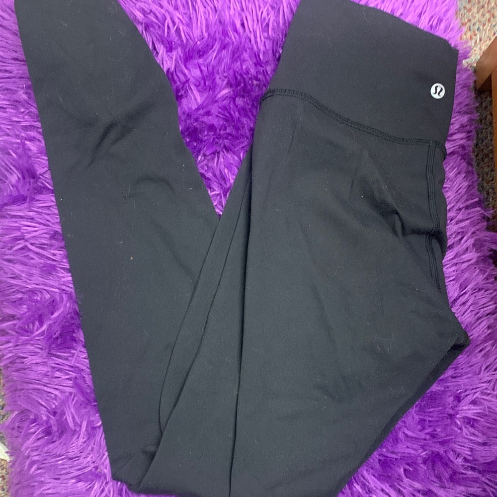 Lululemon Black High-Rise Leggings small
